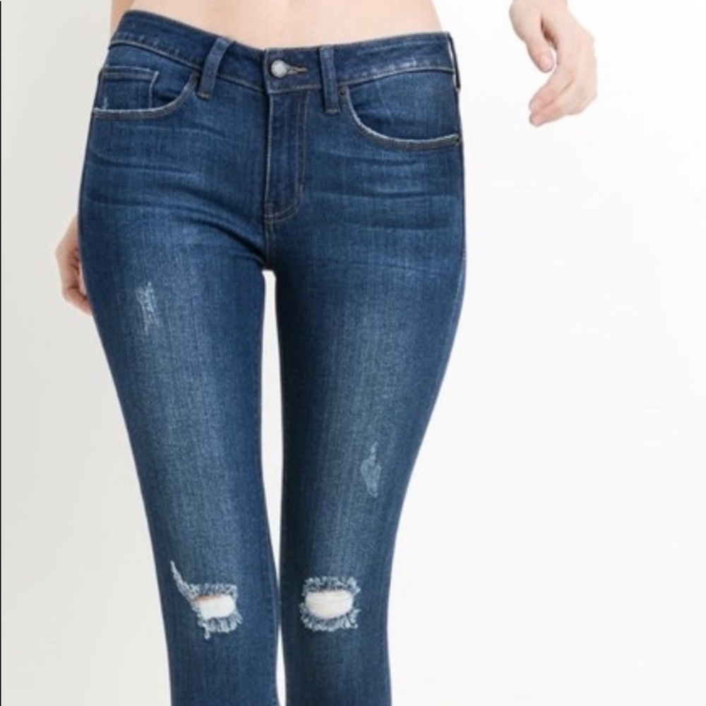 Minimal distress jeans